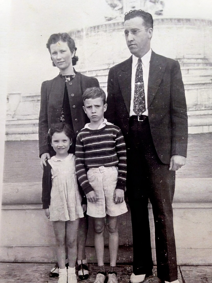 Charlie V. and Elizabeth Haston with Kay and Lynn